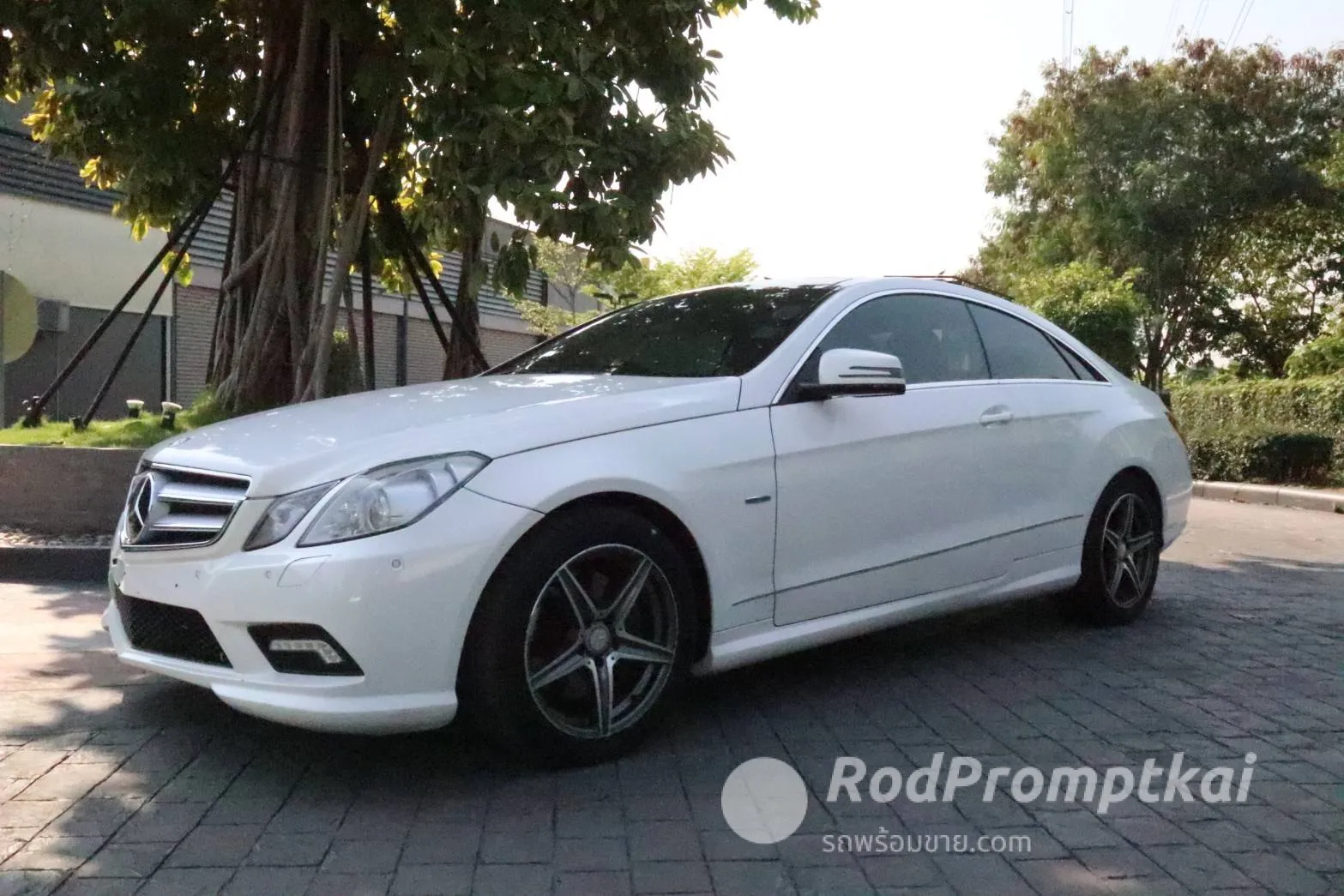 2011-mercedez-benz-e-class-e250-18-amg-dynamic-bangkok-95409986