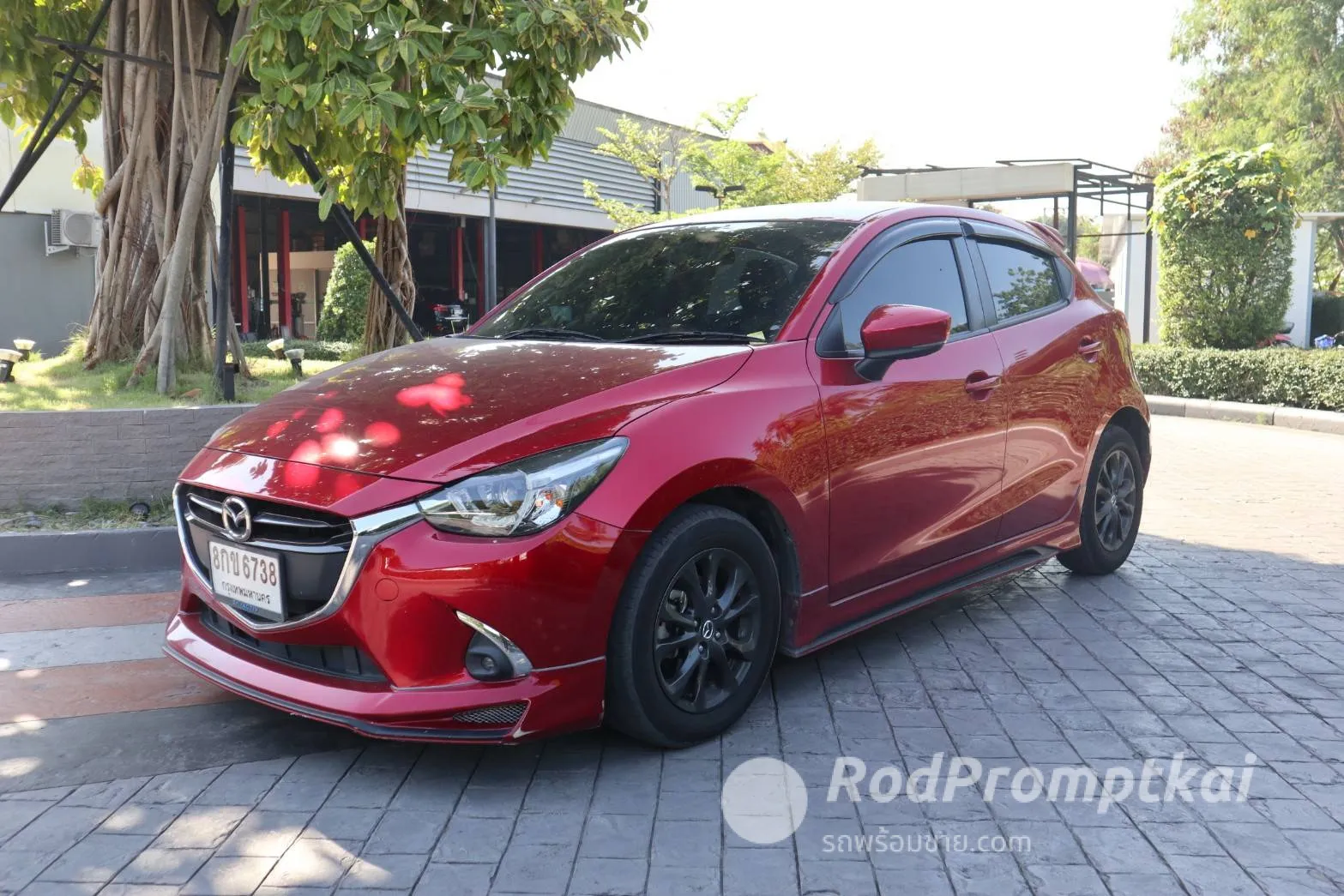 2018-mazda-2-13-sports-high-connect-bangkok-01281401