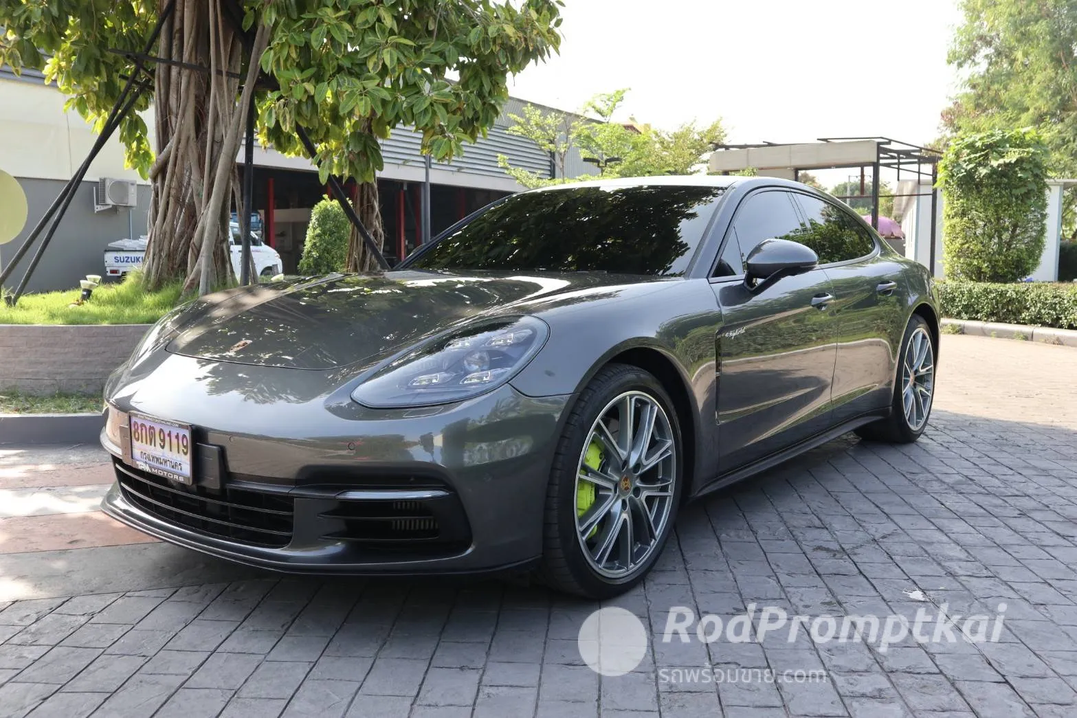 2018-porsche-panamera-29-4-e-hybrid-4wd-bangkok-05243721