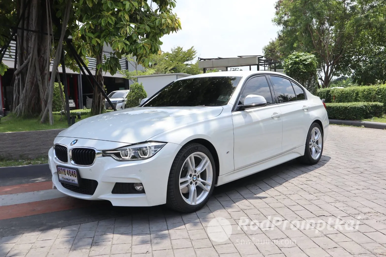 2018-bmw-series-3-320d-m-sport-bangkok-27631378