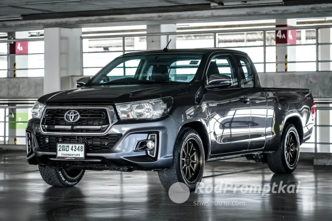 2020-toyota-hilux-revo-24-mid-z-edition-smart-cab-bangkok-67380606