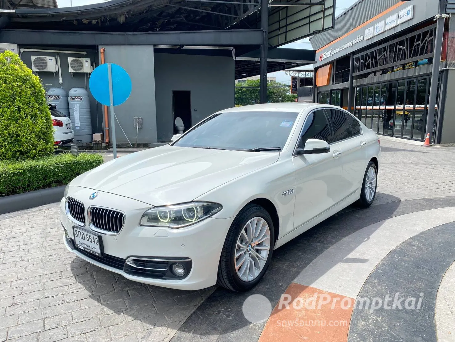 2015-bmw-series-5-528i-luxury-bangkok-68527466