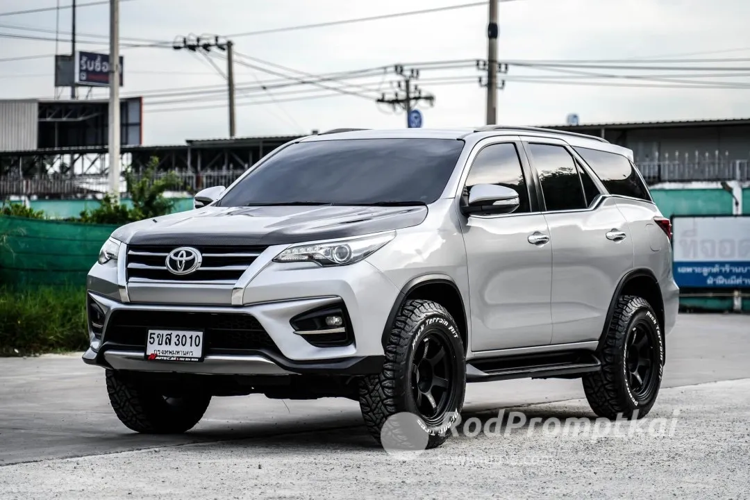 2016-toyota-fortuner-24-v-bangkok-73949549