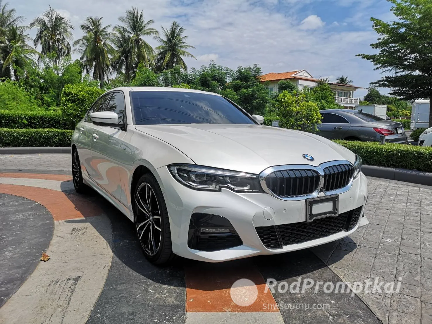 2021-bmw-series-3-330e-m-sport-bangkok-45494349