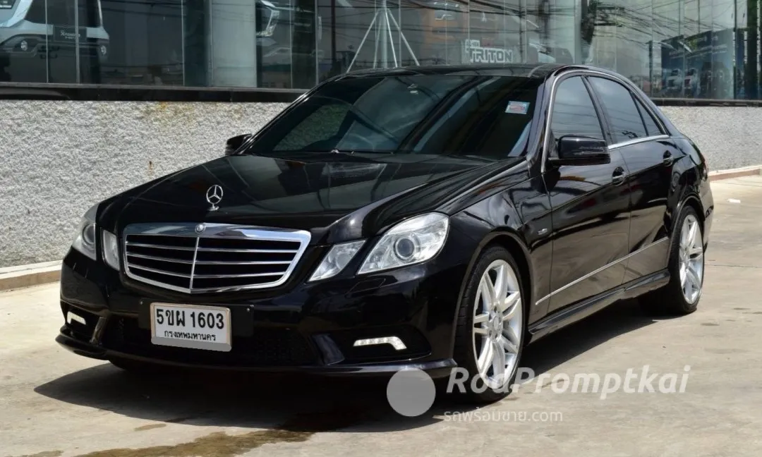 2013-mercedez-benz-e-class-e250-cgi-amg-18-bangkok-11464657