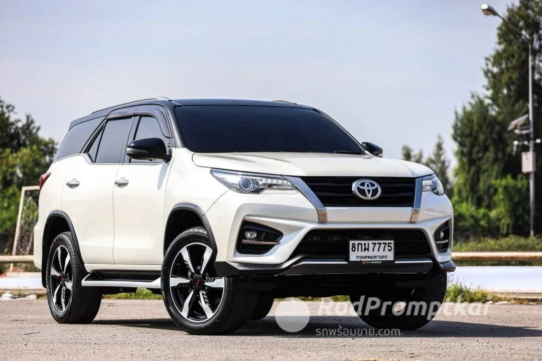 2019-toyota-fortuner-28-trd-sportivo-2wd-bangkok-toyota-fortuner-28trd-sportivo-2wd-at-2019-51263424