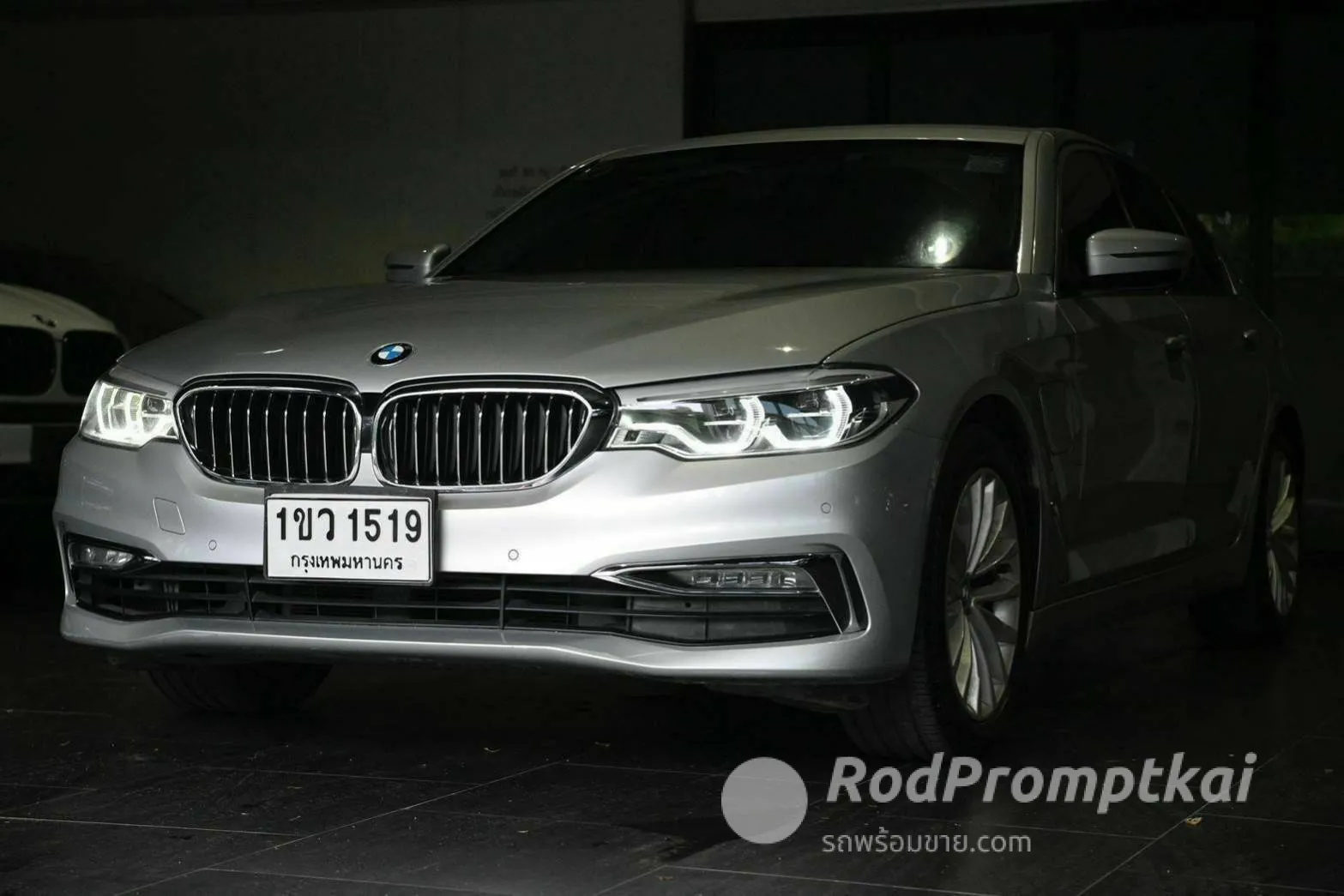 2018-bmw-series-5-530e-20-luxury-bangkok-57213873