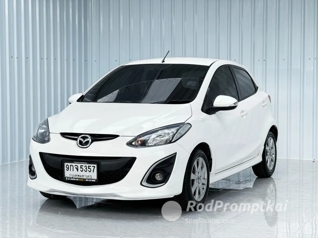 2014-mazda-2-15-sports-groove-bangkok-mazda2-15-groove-sport-at-10764910