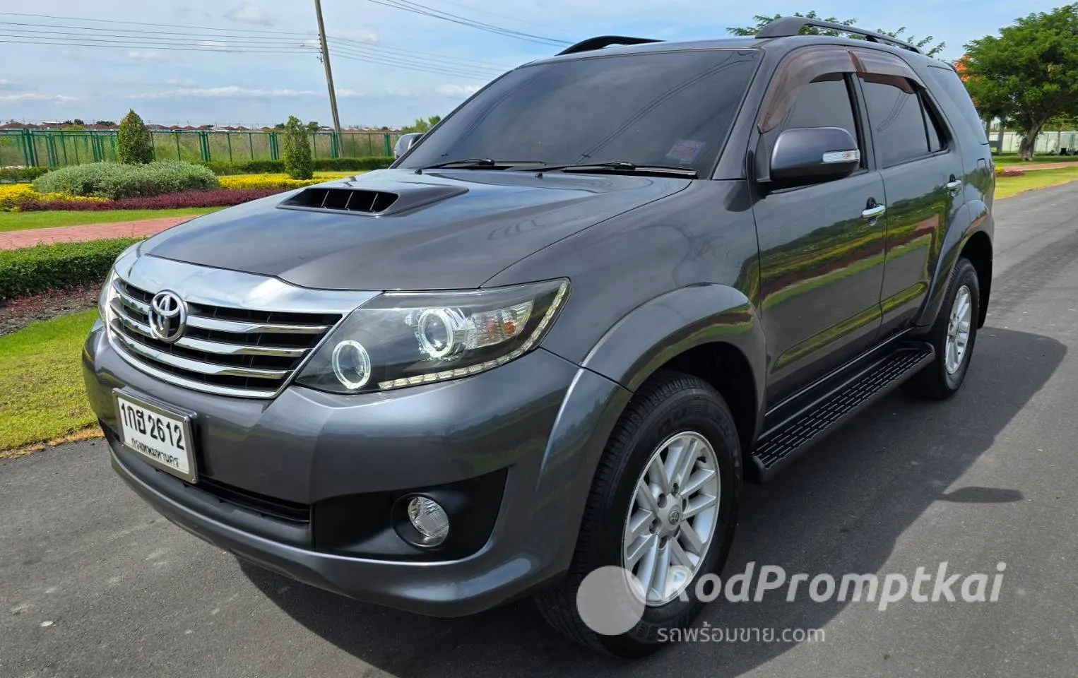 2011-toyota-fortuner-25-v-bangkok-35125728