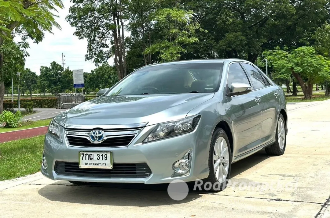 2013-toyota-camry-25-hybrid-navi-bangkok-81715560