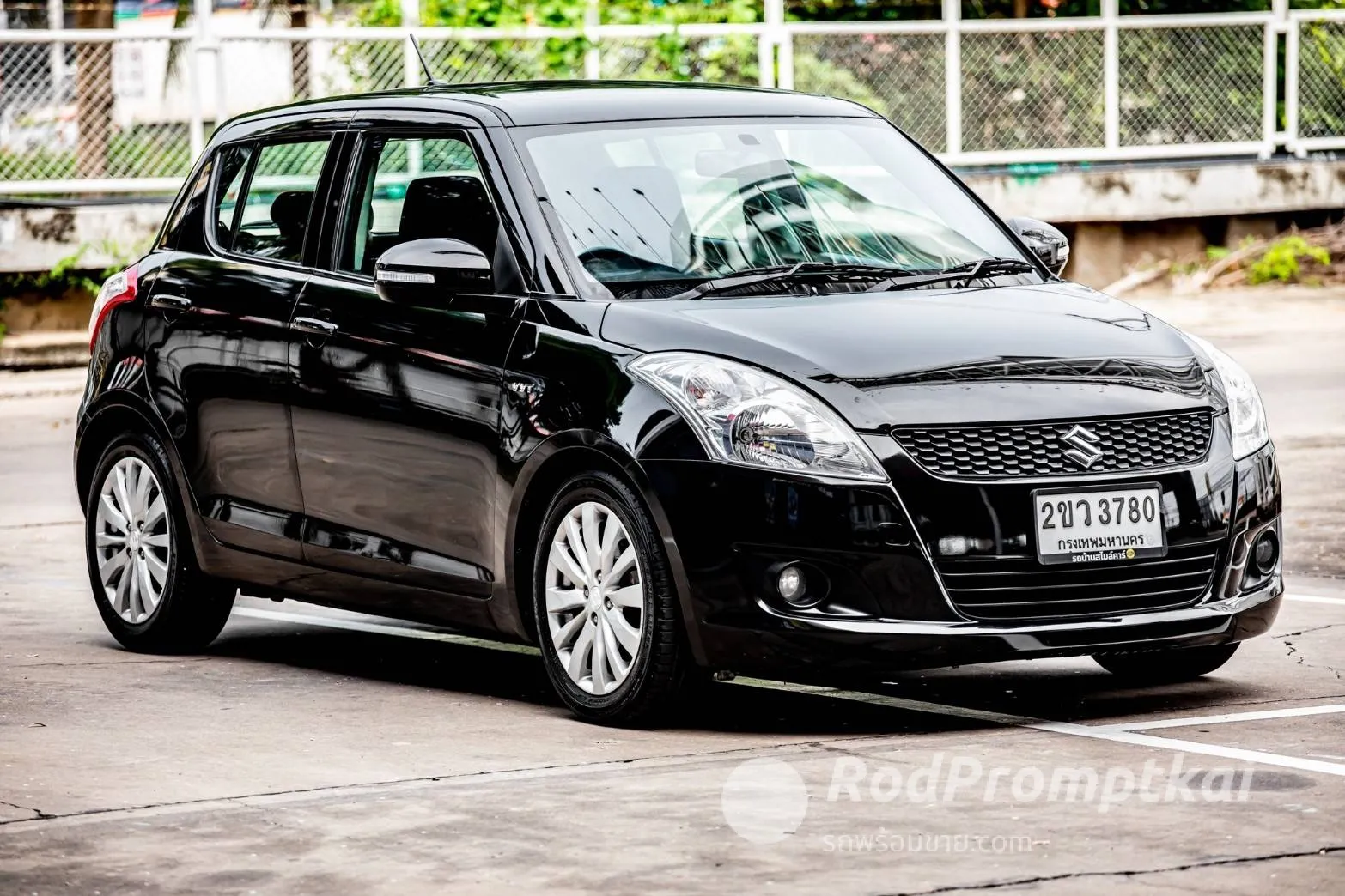 2013-suzuki-swift-12-glx-bangkok-89433411