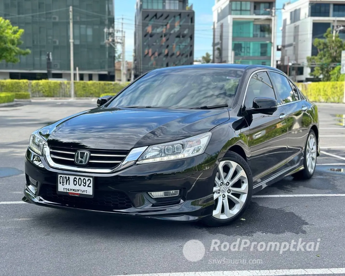 2013-honda-accord-24-tech-bangkok-48853963