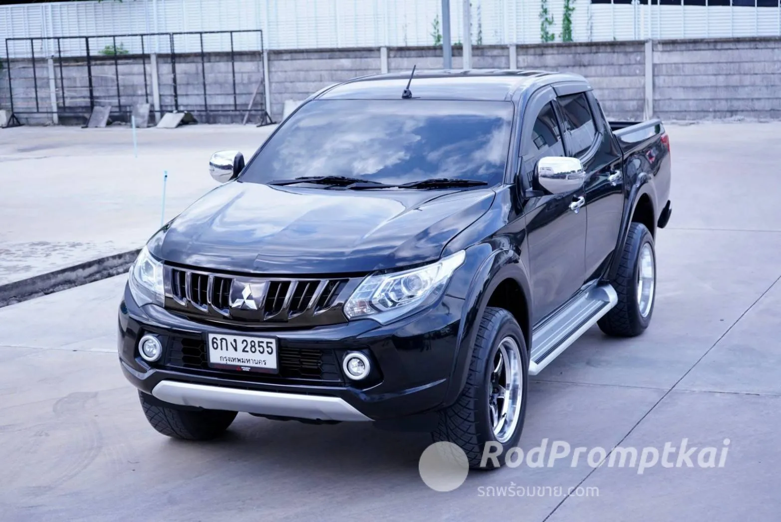 2017-mitsubishi-triton-05-18-24-glx-plus-dbl-cab-bangkok-51716437