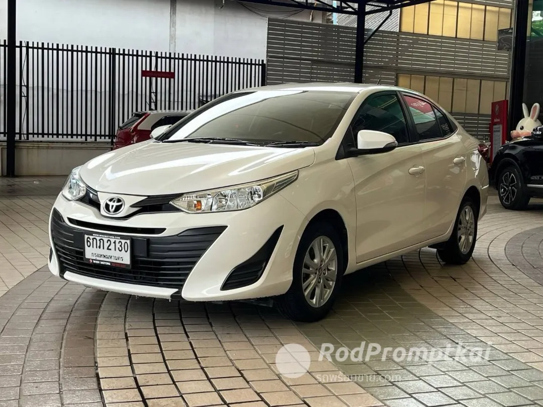 2017-toyota-yaris-ativ-12-e-bangkok-88751542