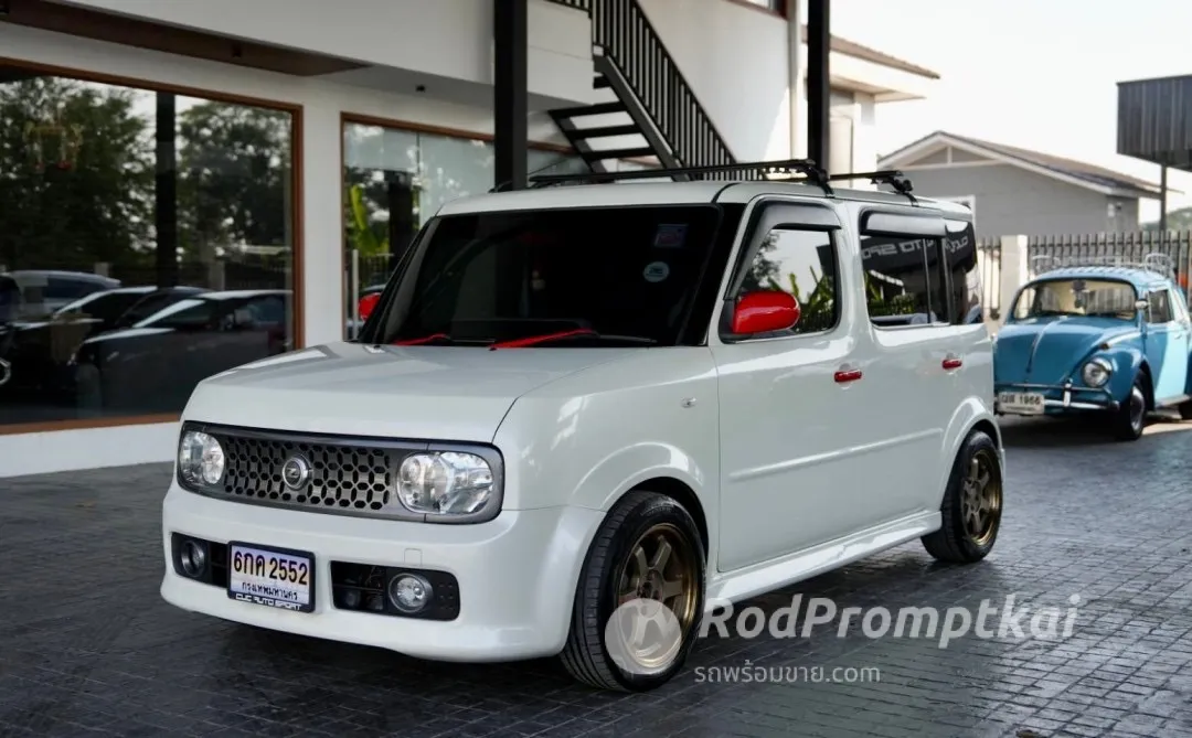 2011-nissan-cube-15-z12-bangkok-42781387