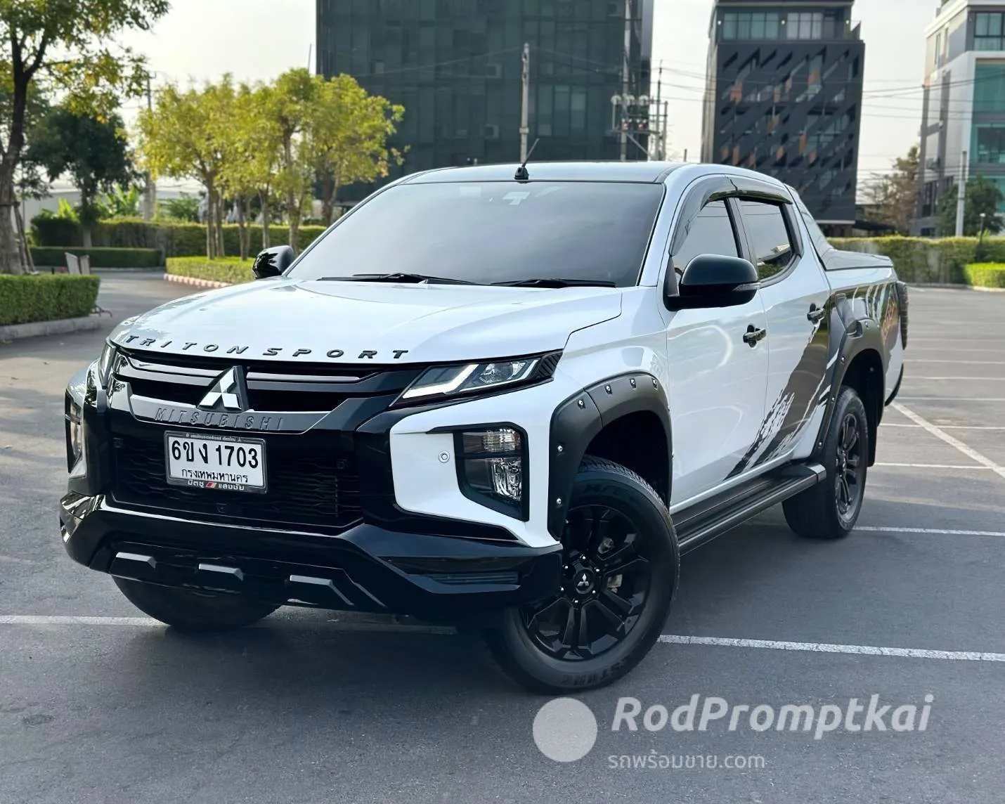 2021-mitsubishi-triton-18-24-gls-4wd-plus-double-cab-bangkok-43182807