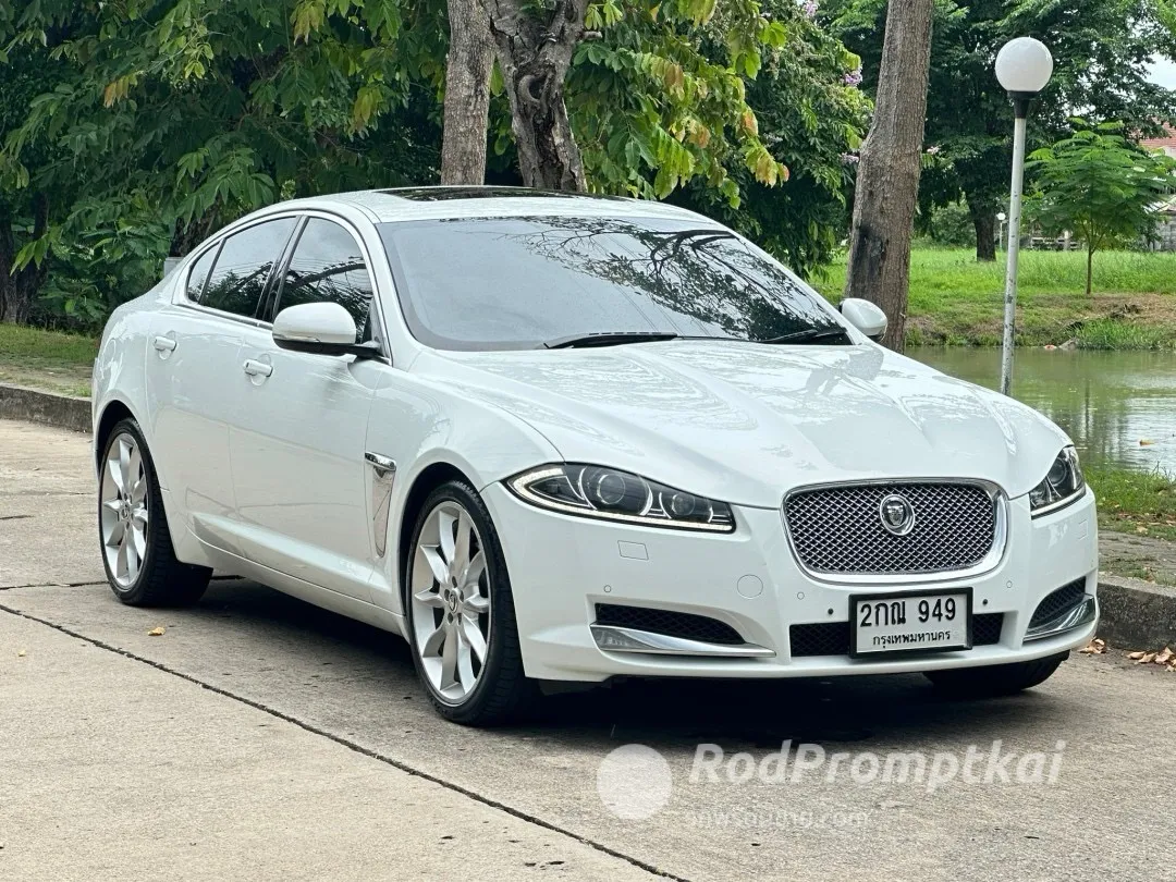 2013-jaguar-xf-22-bangkok-top-46519960