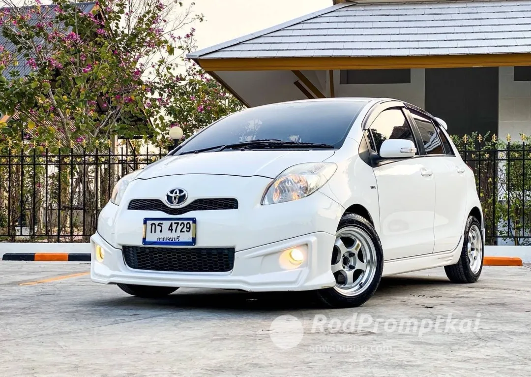 2012-toyota-yaris-15-g-bangkok-toyota-yaris-15-g-2012-79419370