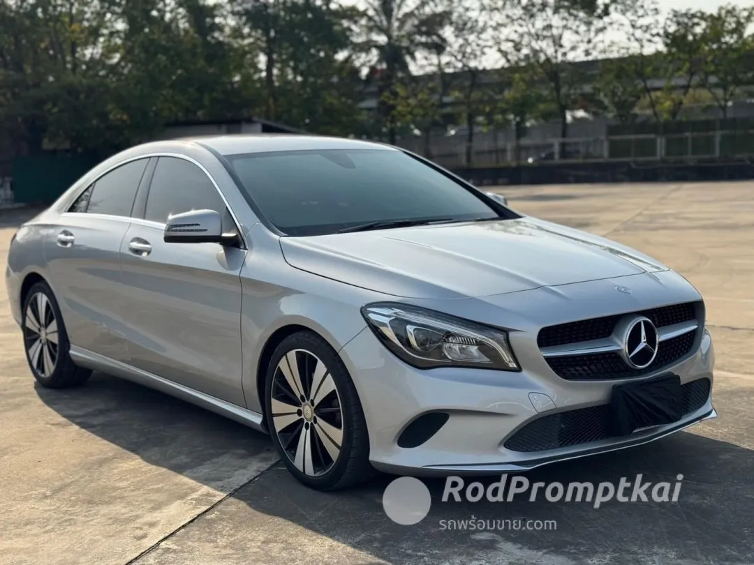 2017-mercedez-benz-cla-class-200-16-urban-bangkok-mercedes-benz-cla200-40800966