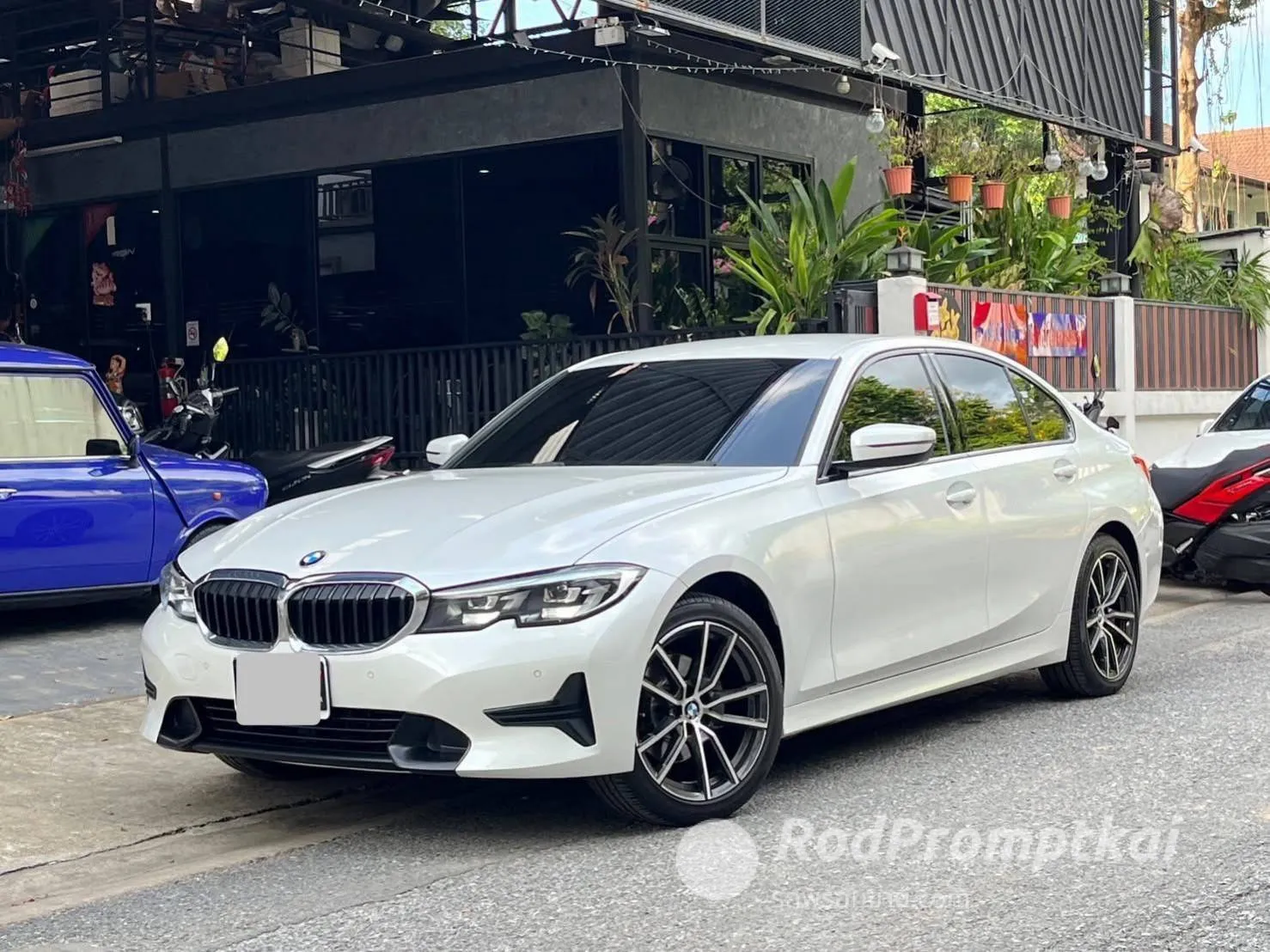 2018-bmw-series-3-320d-sport-bangkok-27819346