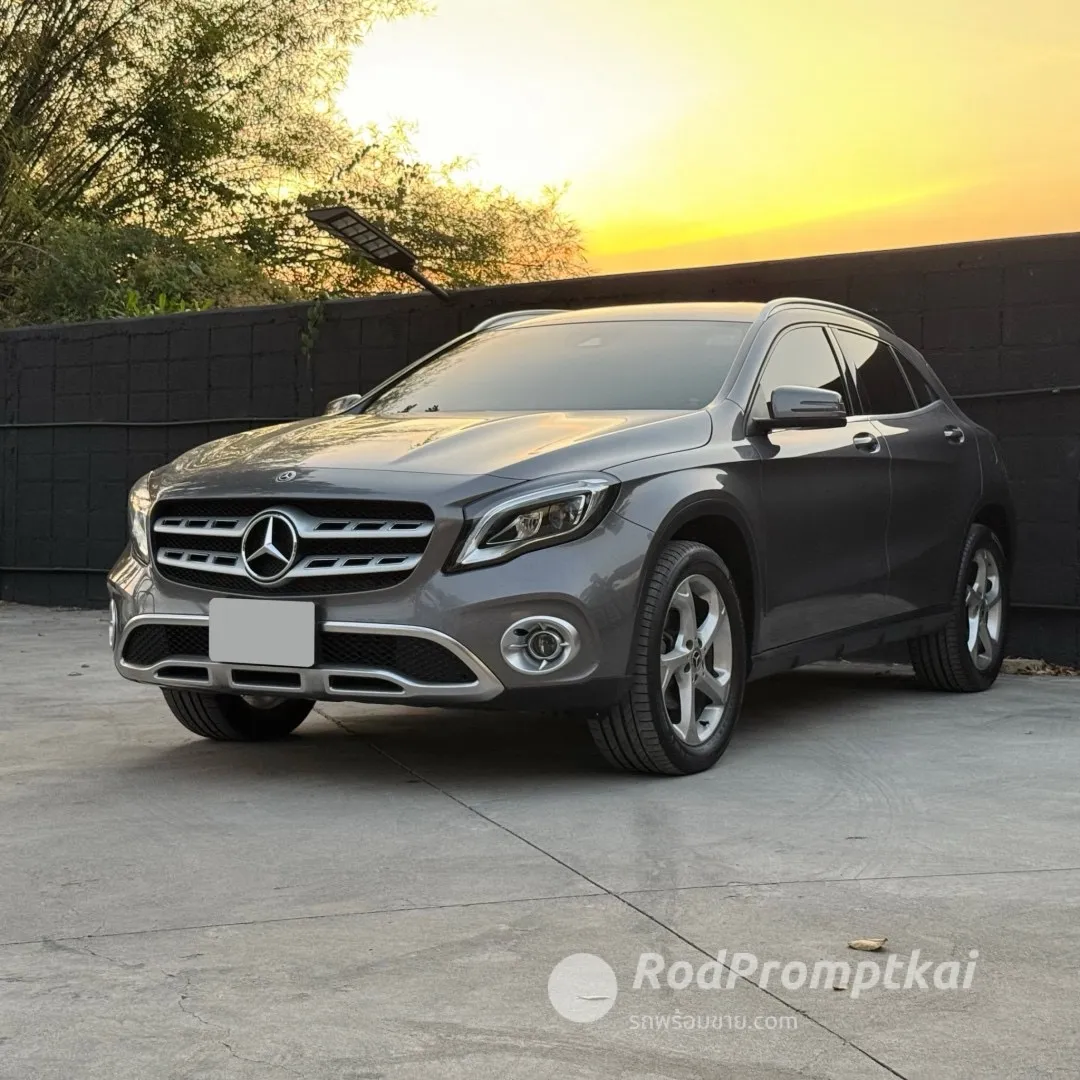 2019-mercedez-benz-gla-class-200-16-urban-bangkok-32223816